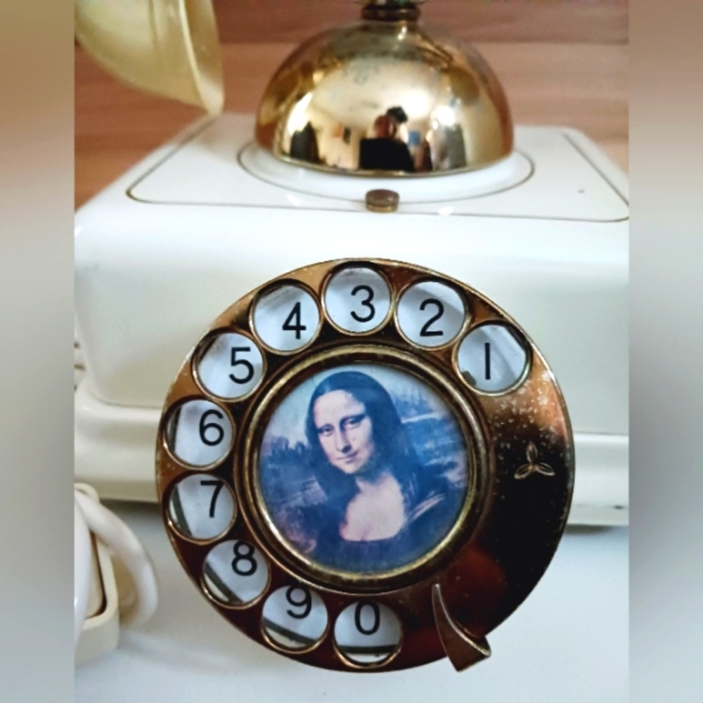 FINAL leavinVICTORIAN FRENCH STYLE ROTARY DESK PHONE Mona Lisa Center metal base - Picture 2 of 12